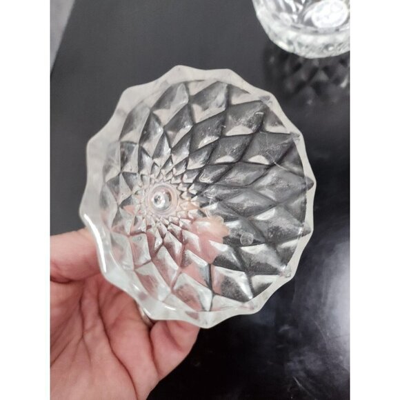 VTG Romania Pear Shaped Clear Cut Glass Triangle Design Trinket Box Ring Holder - Picture 6 of 8